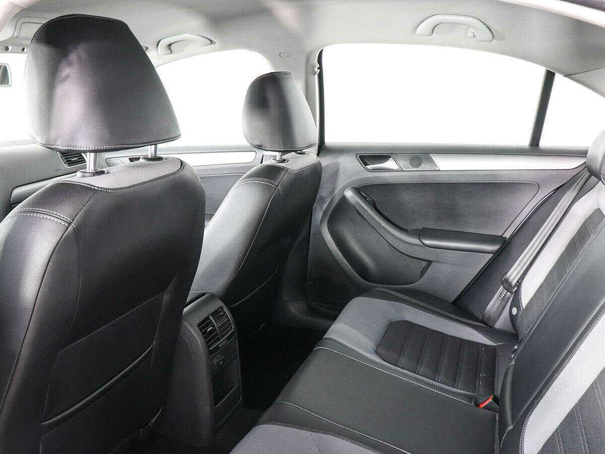 Volkswagen Jetta, 2013 Фото №11