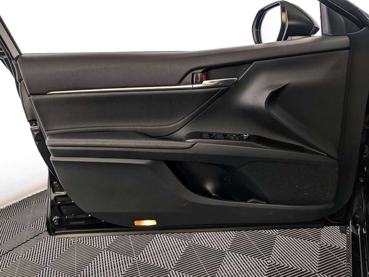 Toyota Camry, 2022 Фото №15