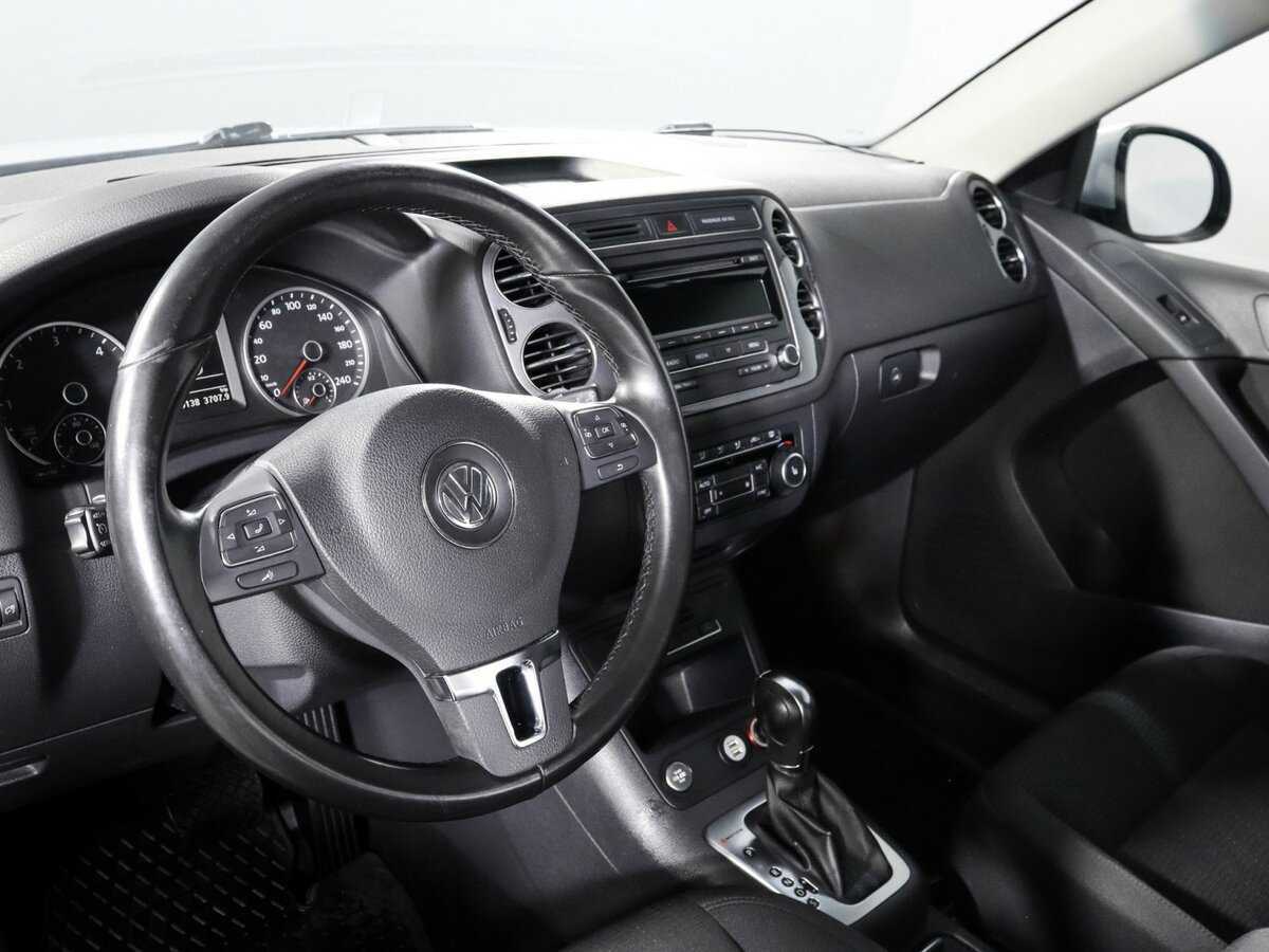 Volkswagen Tiguan, 2012 Фото №11