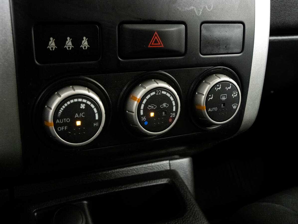 Nissan X-Trail, 2014 Фото №14