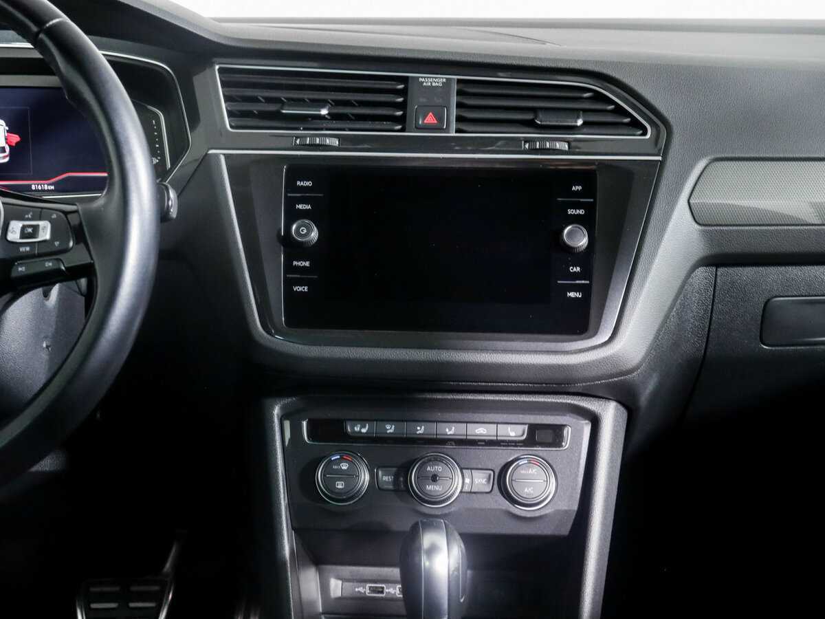 Volkswagen Tiguan, 2020 Фото №10