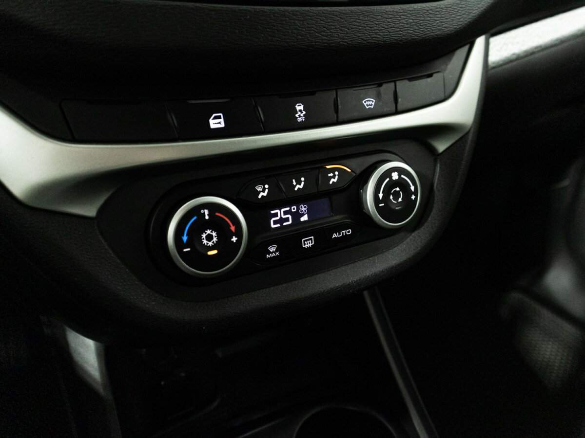 Lada (ВАЗ) Vesta SW Cross, 2021 Фото №18