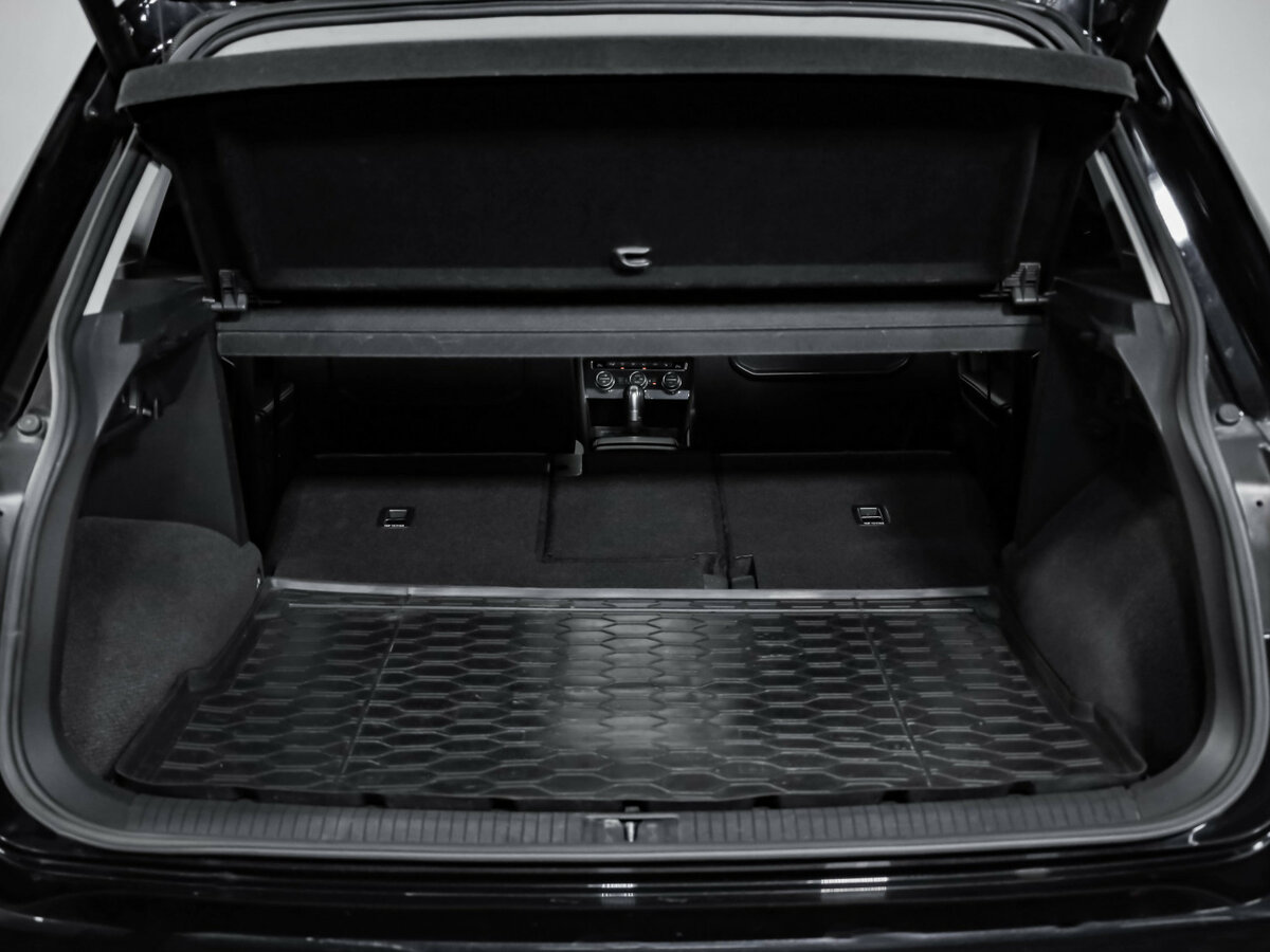 Volkswagen Tiguan II, 2019 Фото №31