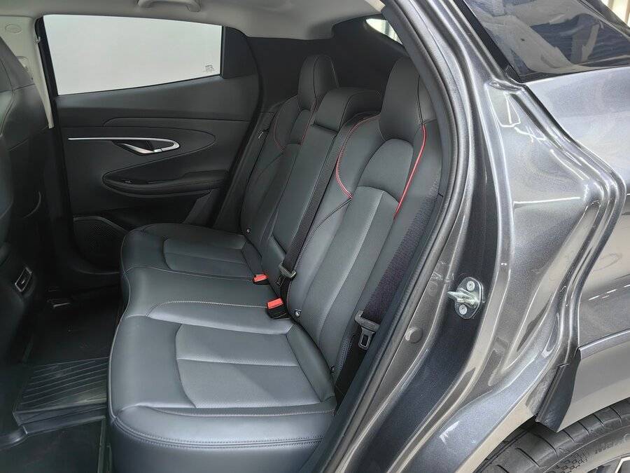 Changan UNI-T, 2023 Фото №8