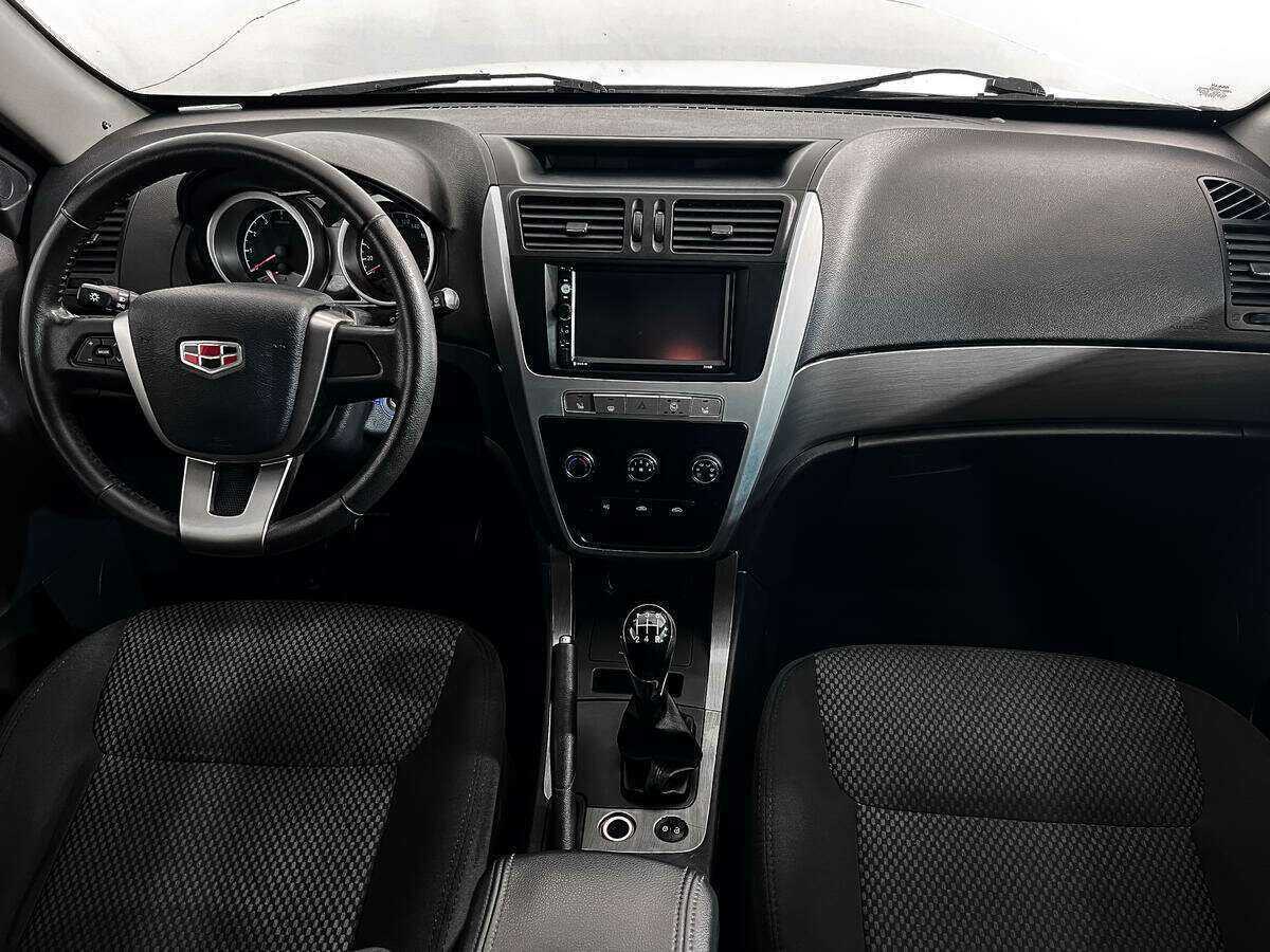 Geely Emgrand X7, 2015 Фото №12