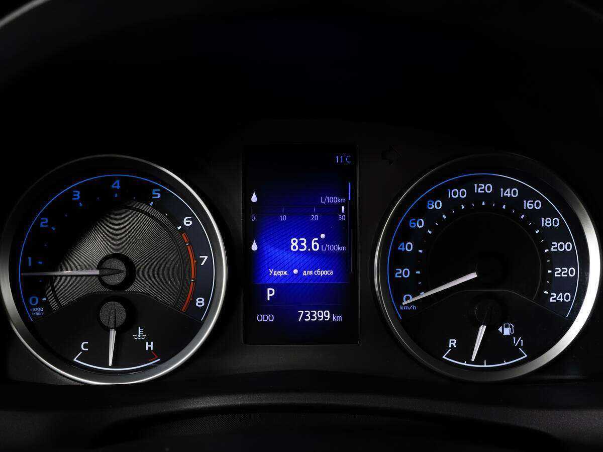 Toyota Corolla, 2018 Фото №19