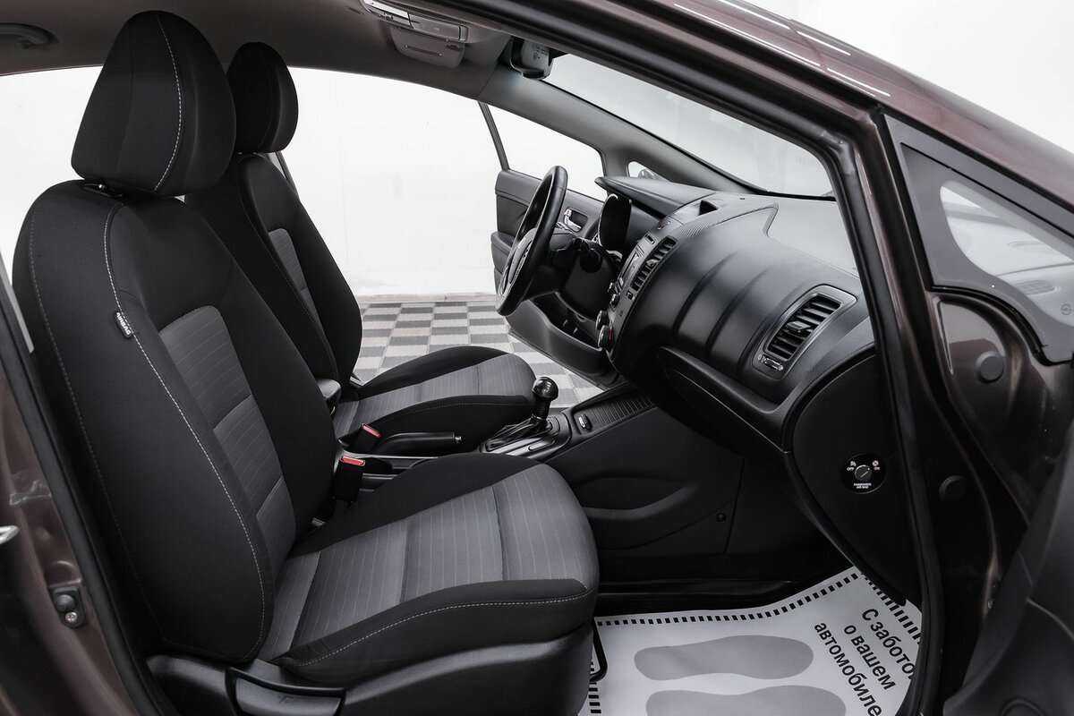 Kia Cerato, 2013 Фото №12