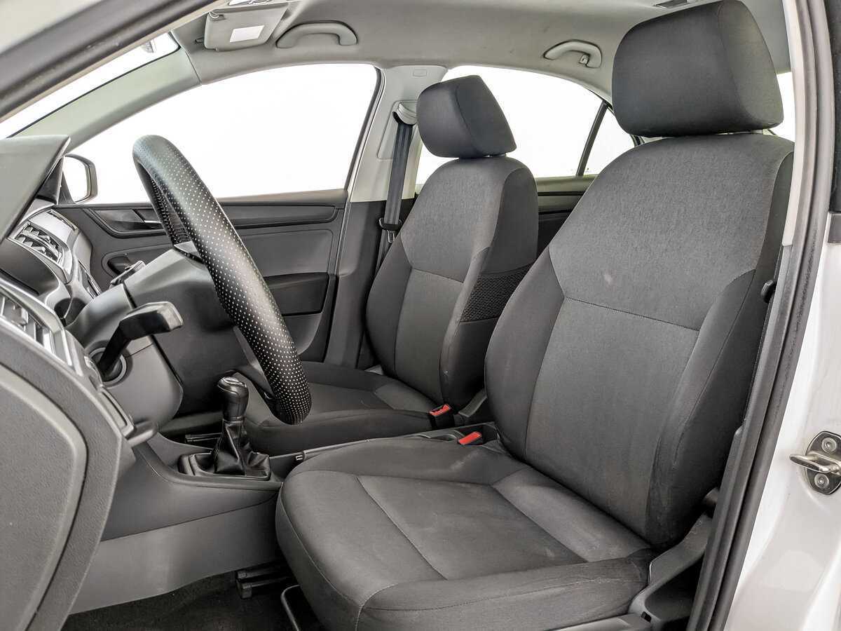 Skoda Rapid, 2017 Фото №20