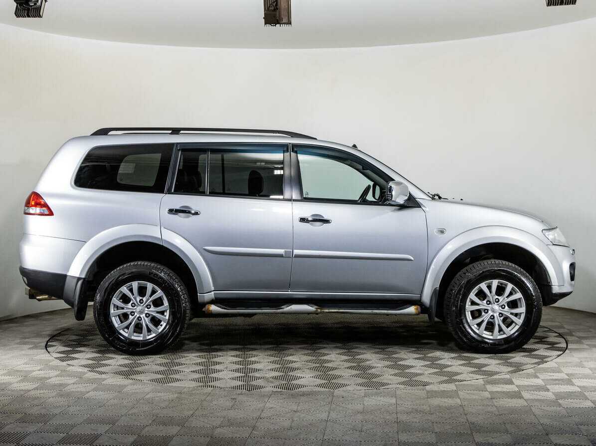 Mitsubishi Pajero Sport, 2013 Фото №4
