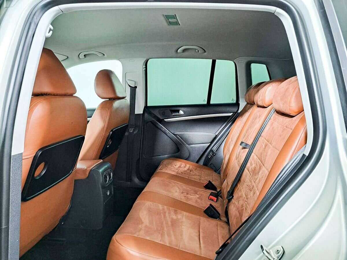 Volkswagen Tiguan, 2012 Фото №8