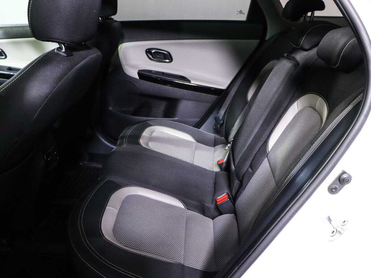 Kia Ceed, 2018 Фото №8