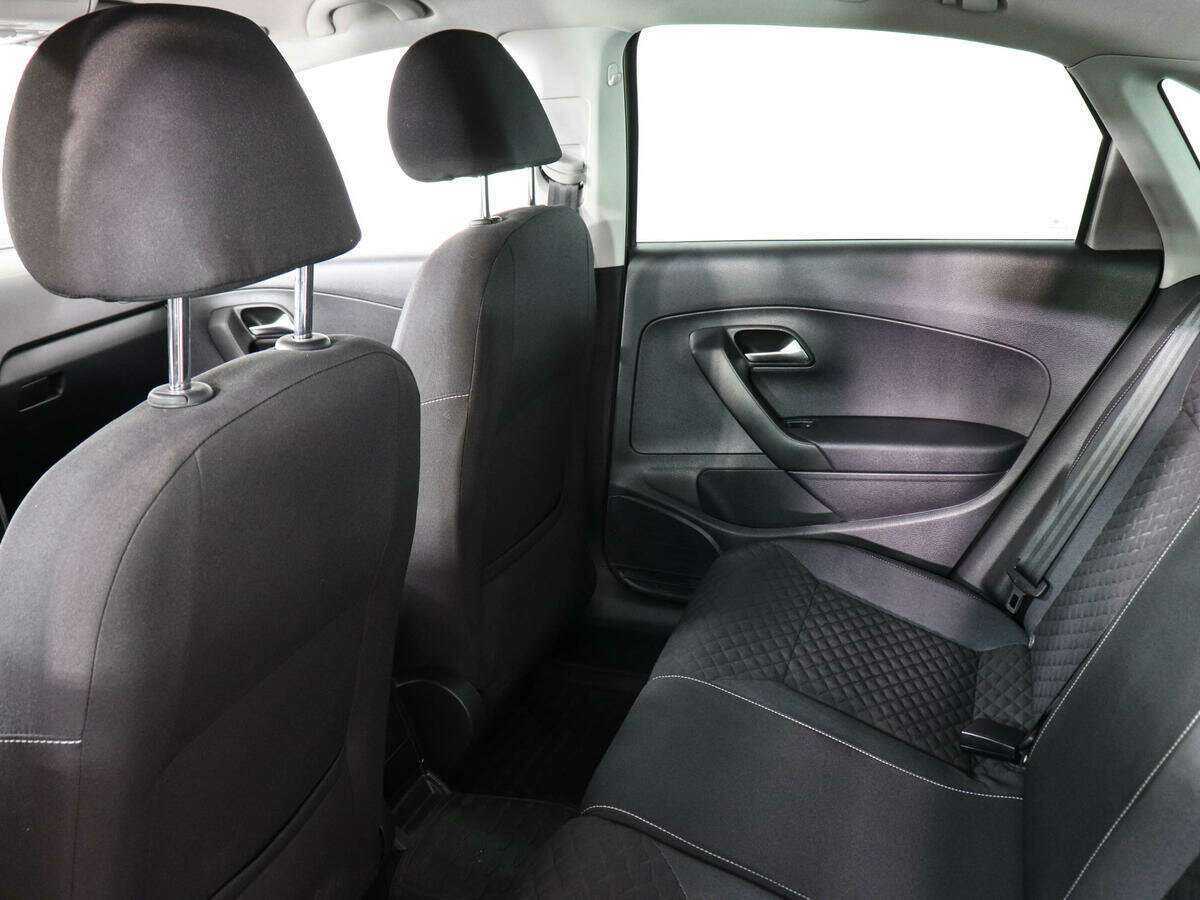 Volkswagen Polo, 2018 Фото №11