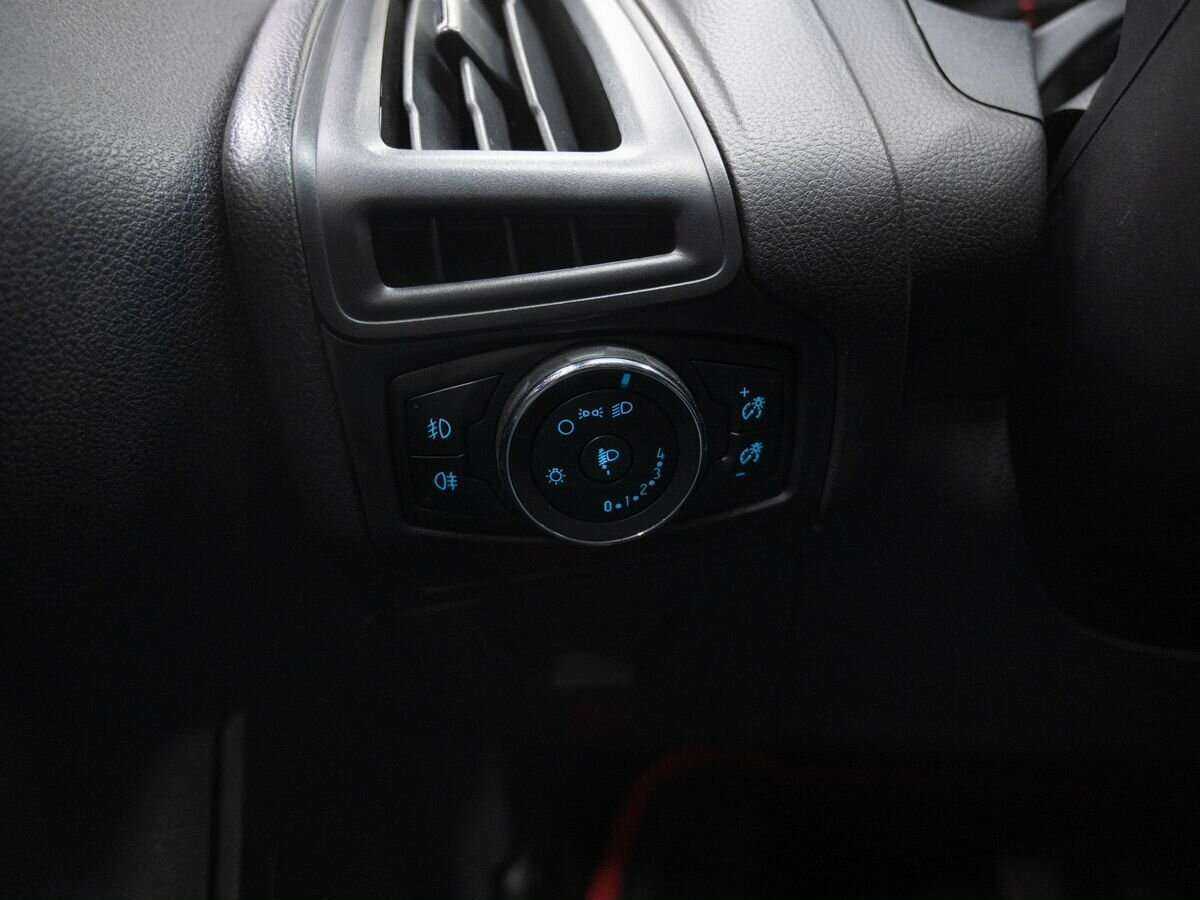 Ford Focus, 2013 Фото №21