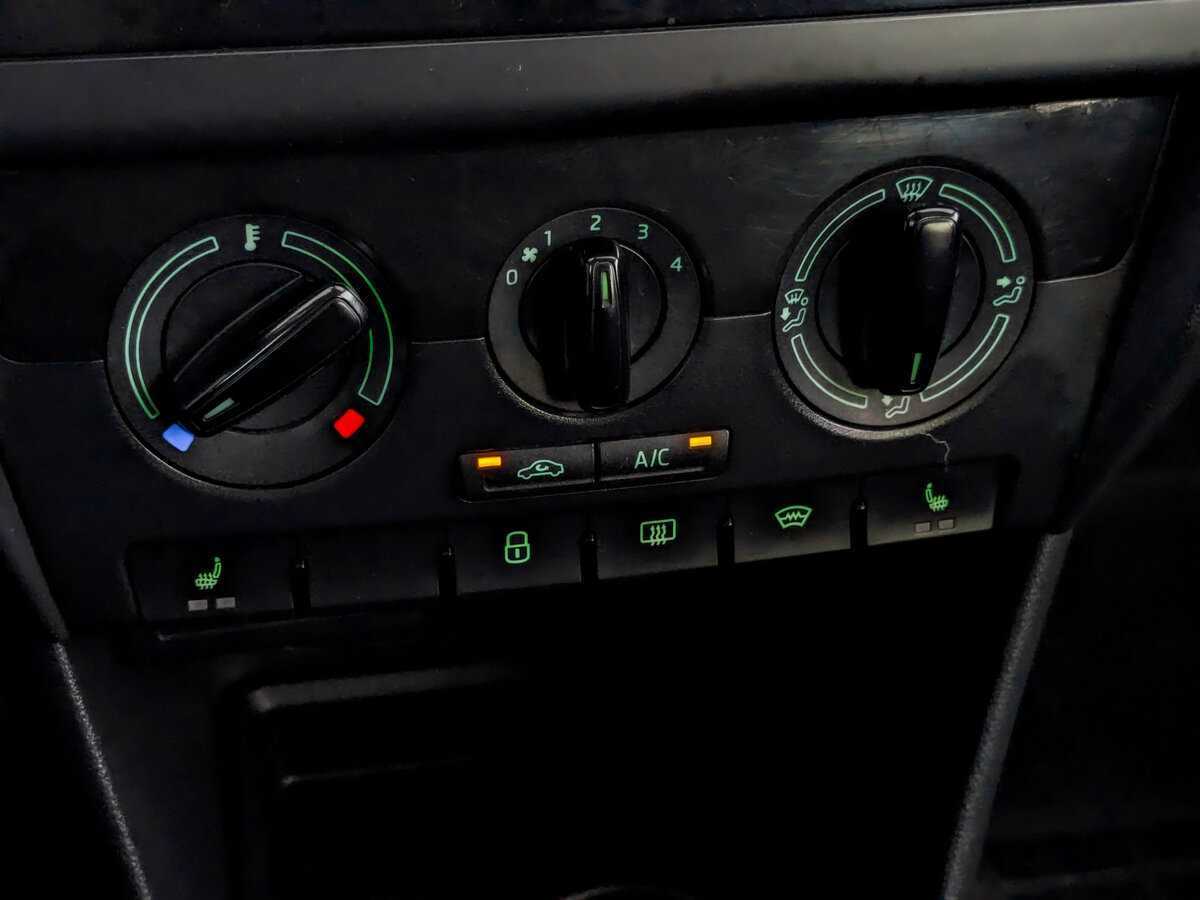 Skoda Rapid, 2019 Фото №25