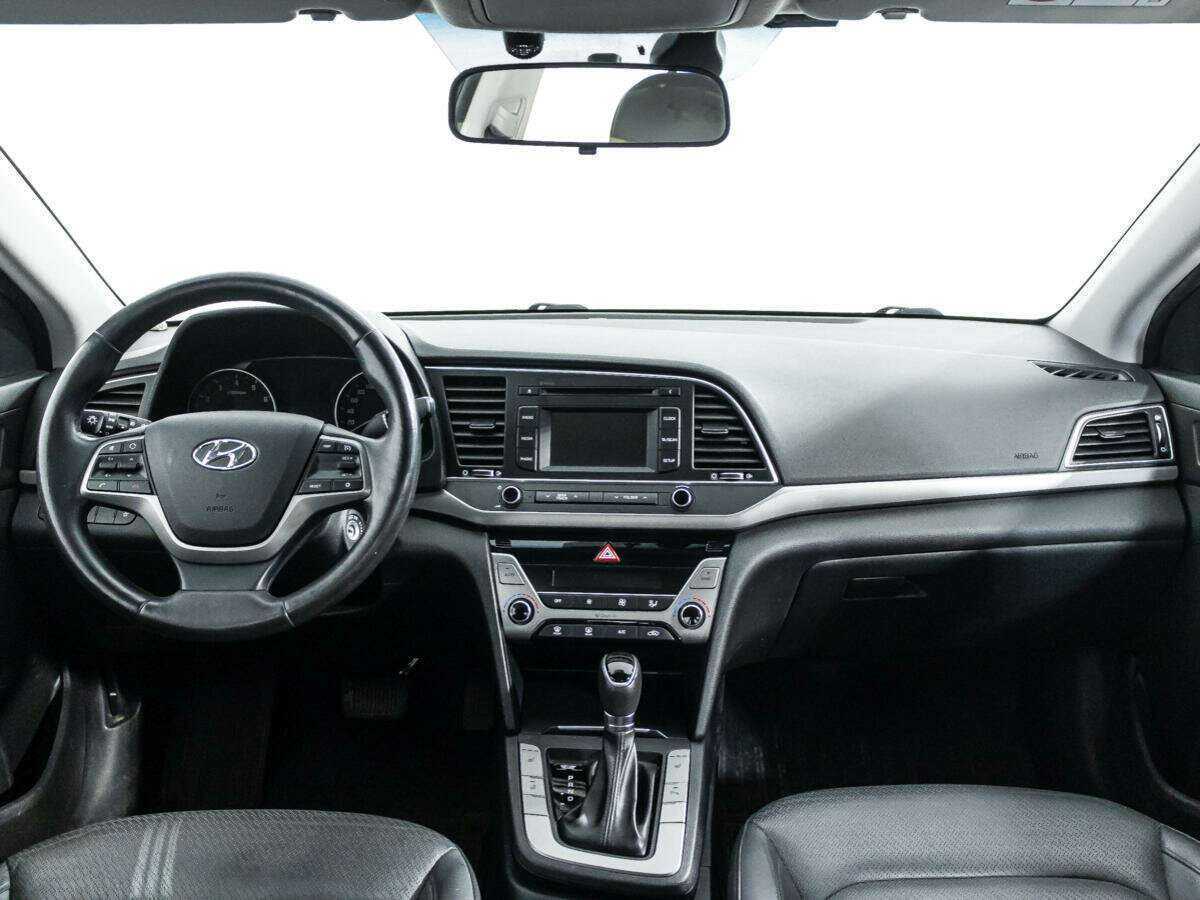 Hyundai Elantra, 2016 Фото №13