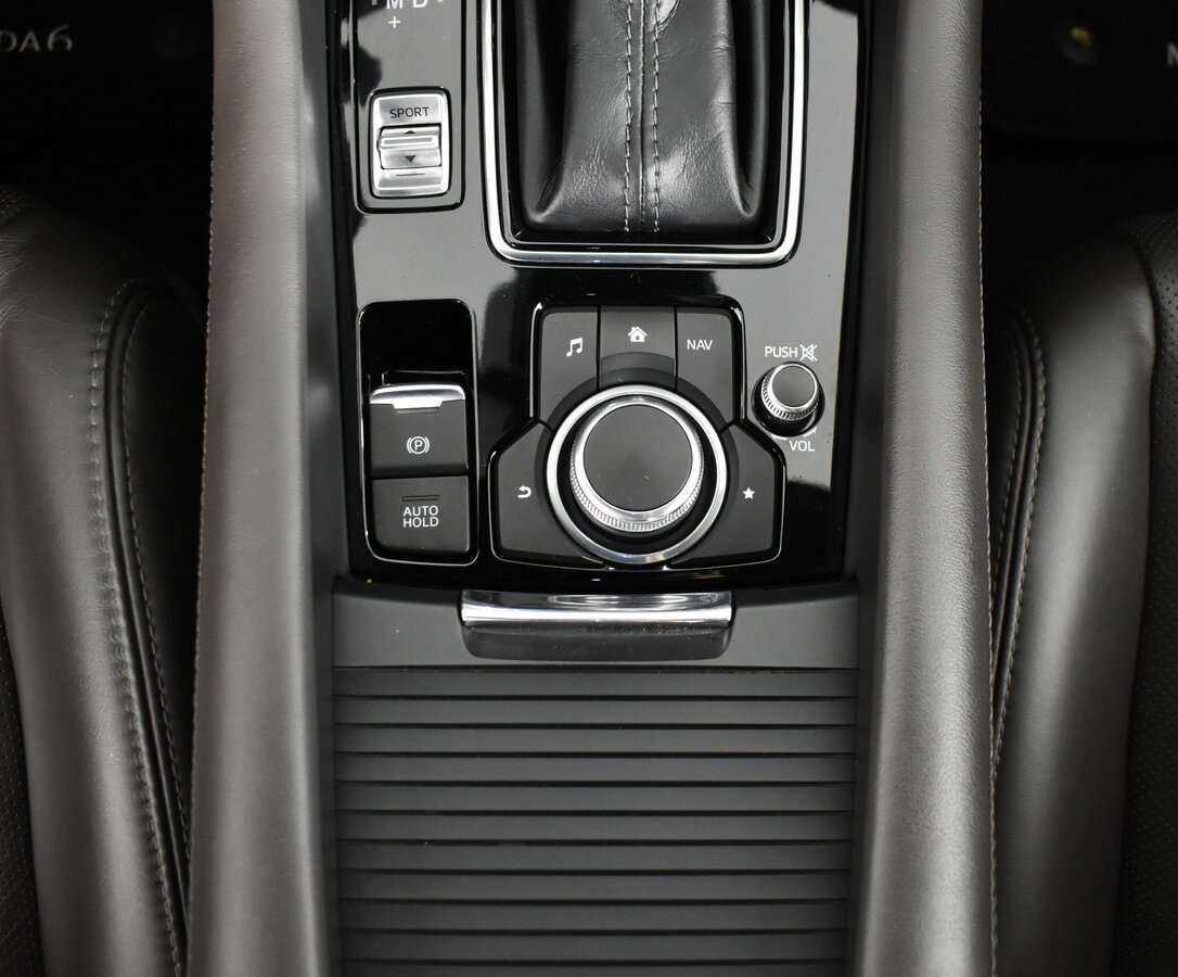 Mazda 6, 2019 Фото №12