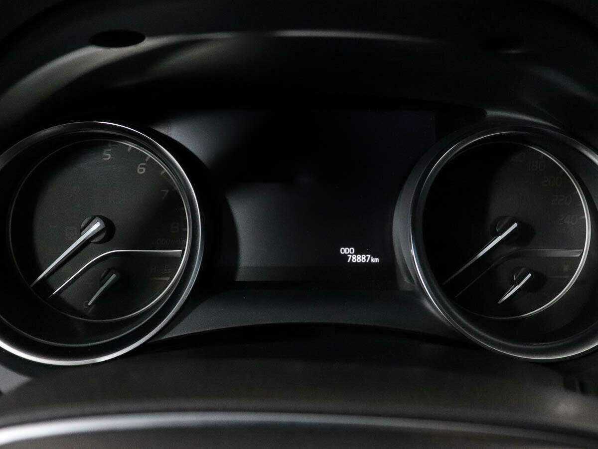 Toyota Camry, 2019 Фото №9