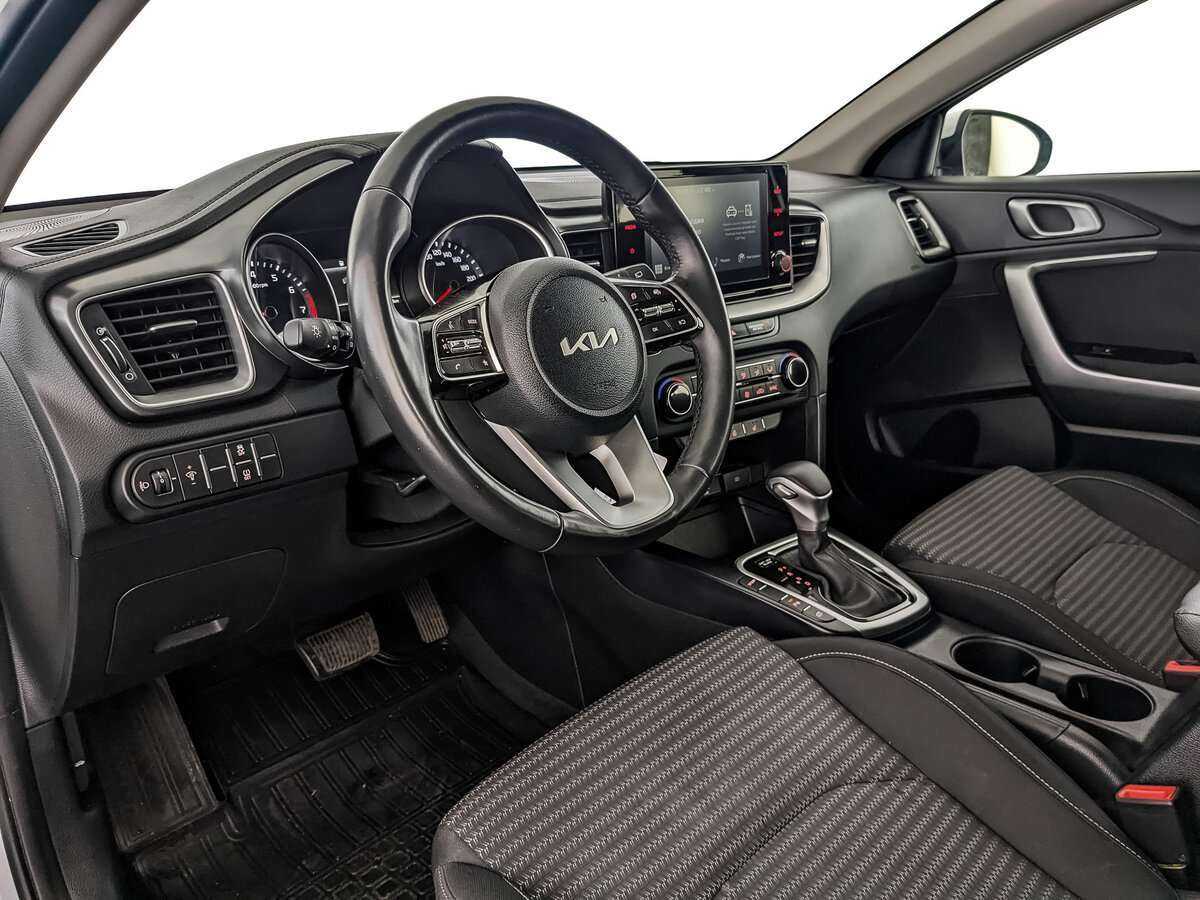 Kia Ceed, 2022 Фото №11