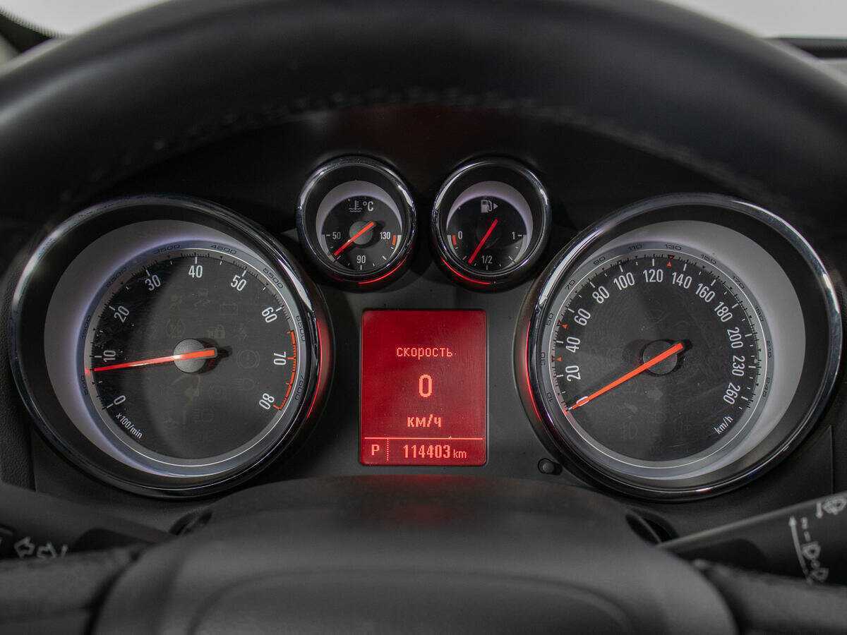 Opel Astra GTC, 2014 Фото №12