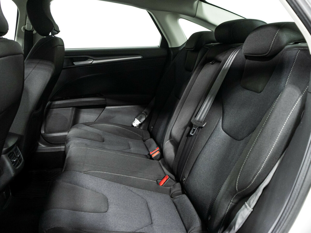 Ford Mondeo V, 2015 Фото №9