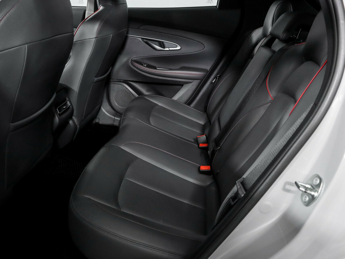 Changan UNI-T I, 2023 Фото №8