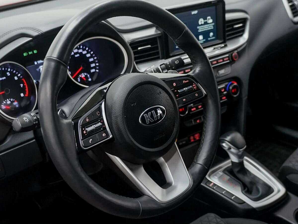 Kia Ceed, 2018 Фото №16