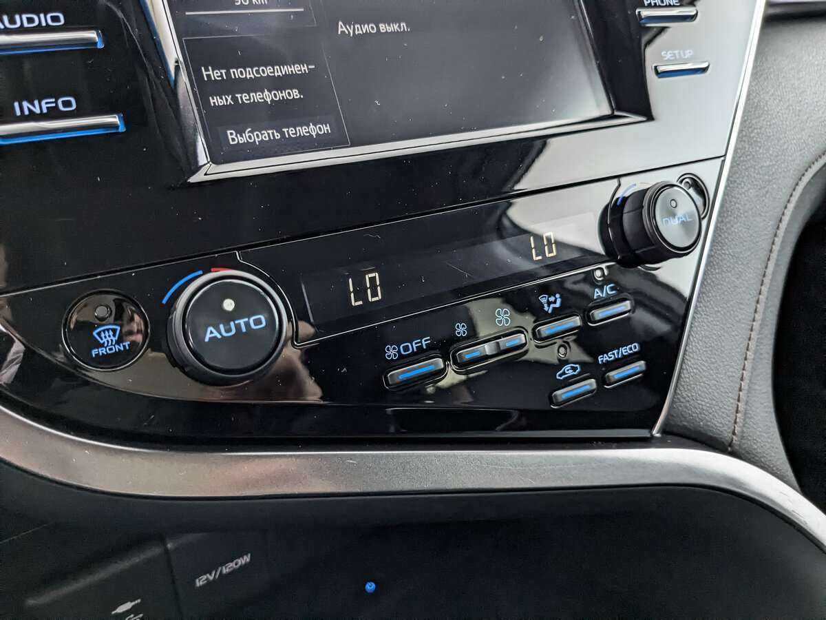 Toyota Camry, 2018 Фото №17