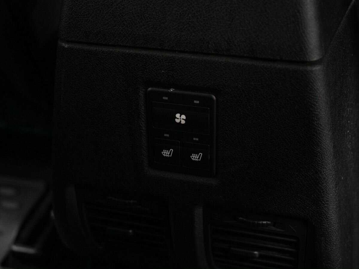 УАЗ Patriot, 2015 Фото №10