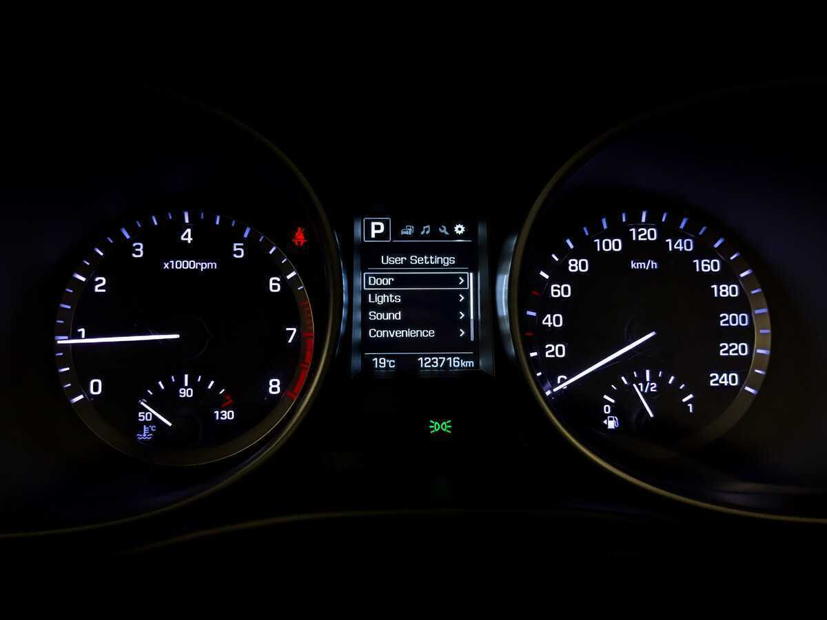 Hyundai Santa Fe, 2015 Фото №13