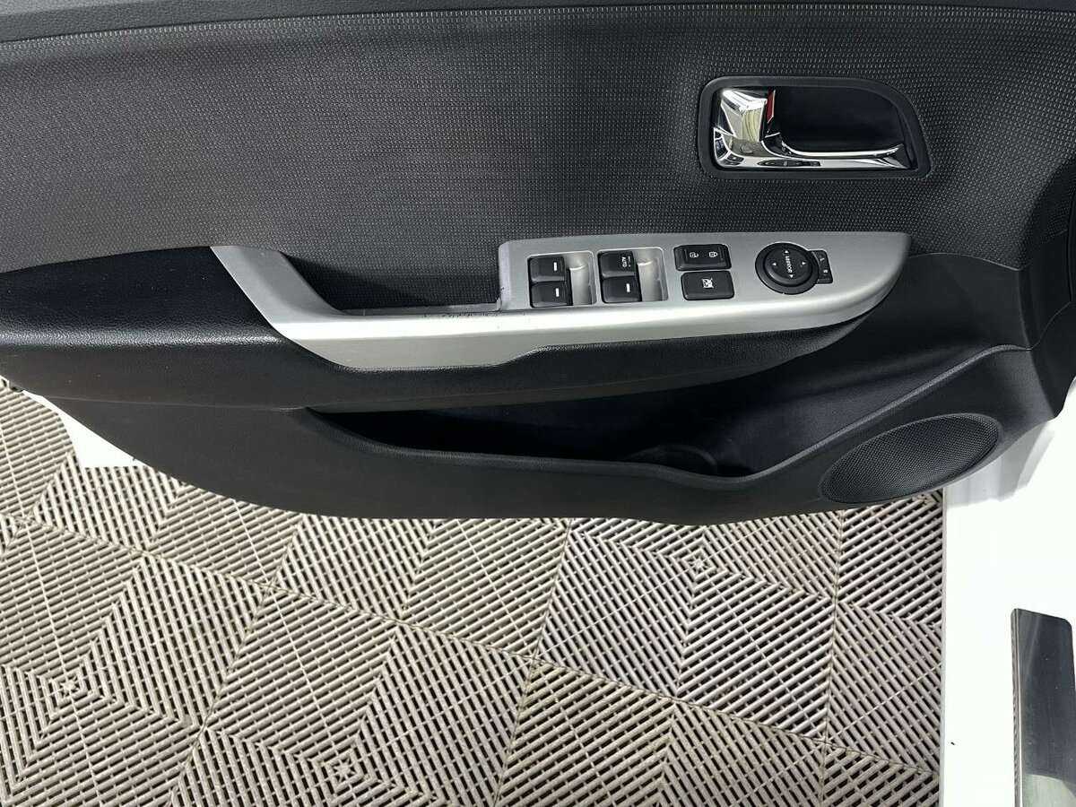 Kia Rio 5-speed, 2013 Фото №8