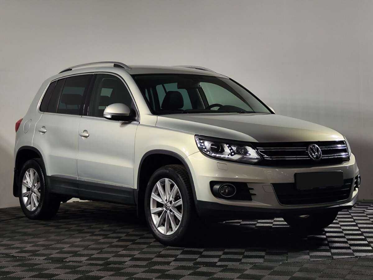 Volkswagen Tiguan, 2012 Фото №2