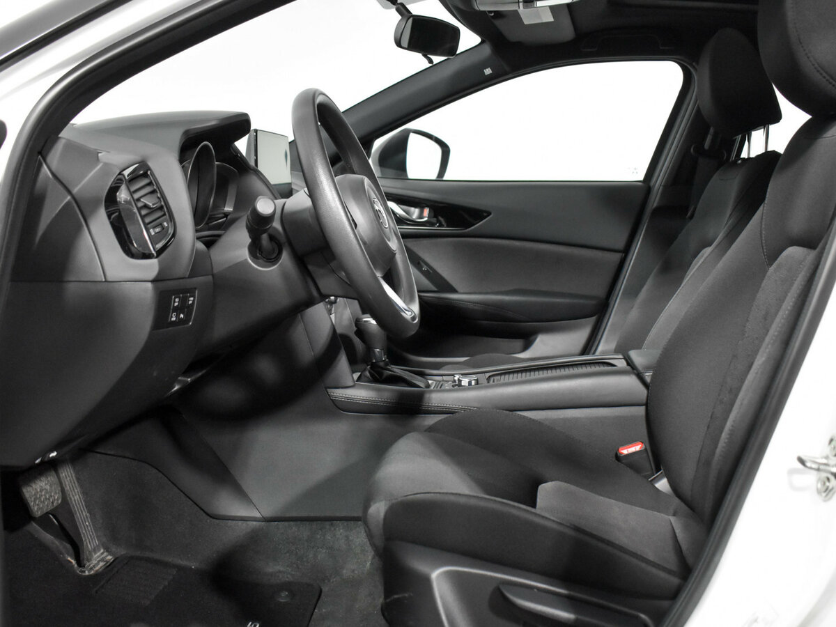 Mazda CX-4 I Рестайлинг, 2022 Фото №10