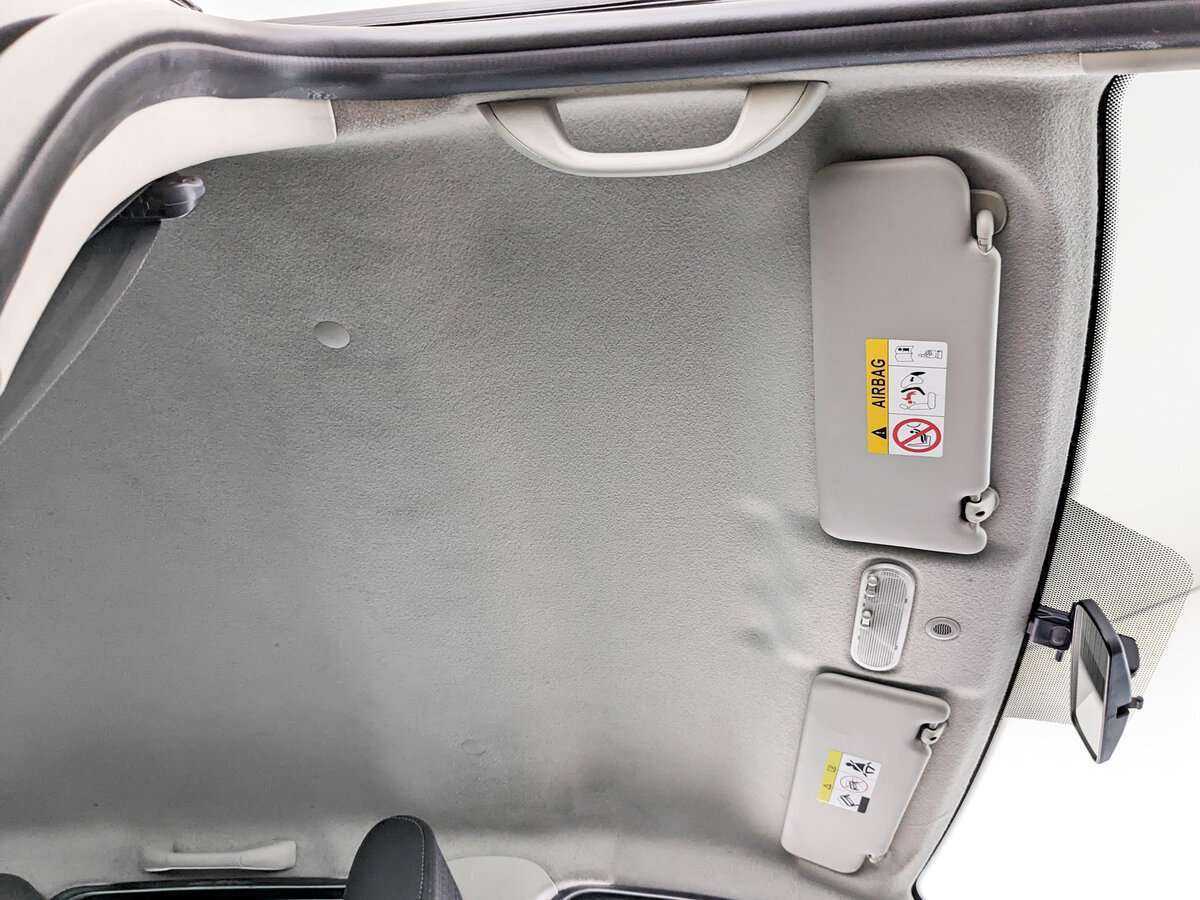 Nissan Terrano, 2015 Фото №17