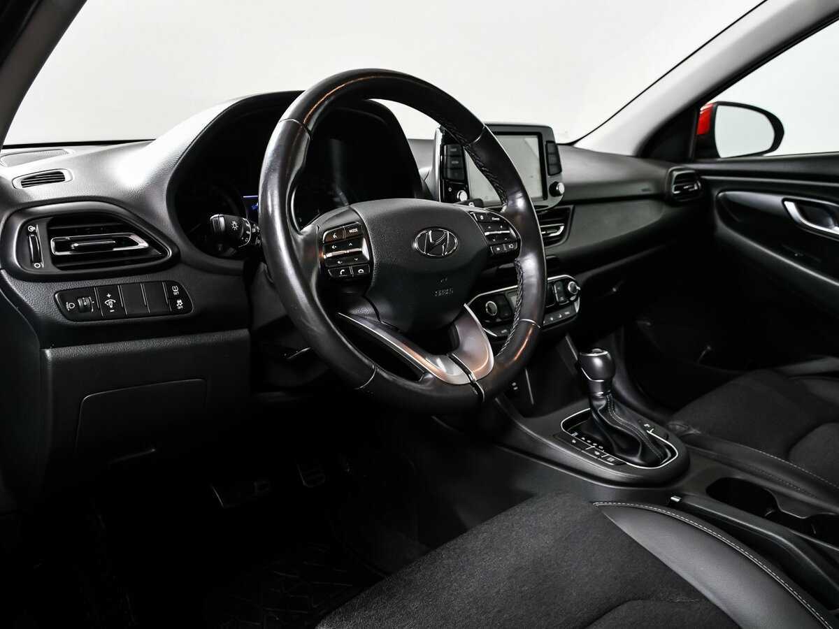 Hyundai i30, 2022 Фото №12