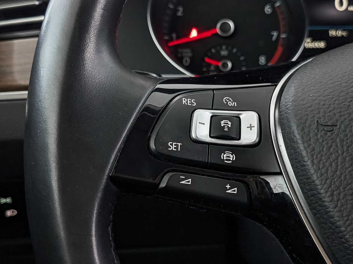 Volkswagen Passat, 2019 Фото №28