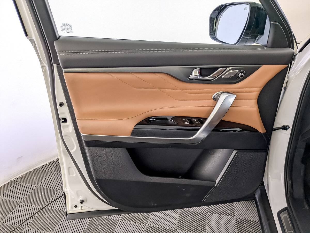 Changan CS95, 2023 Фото №19