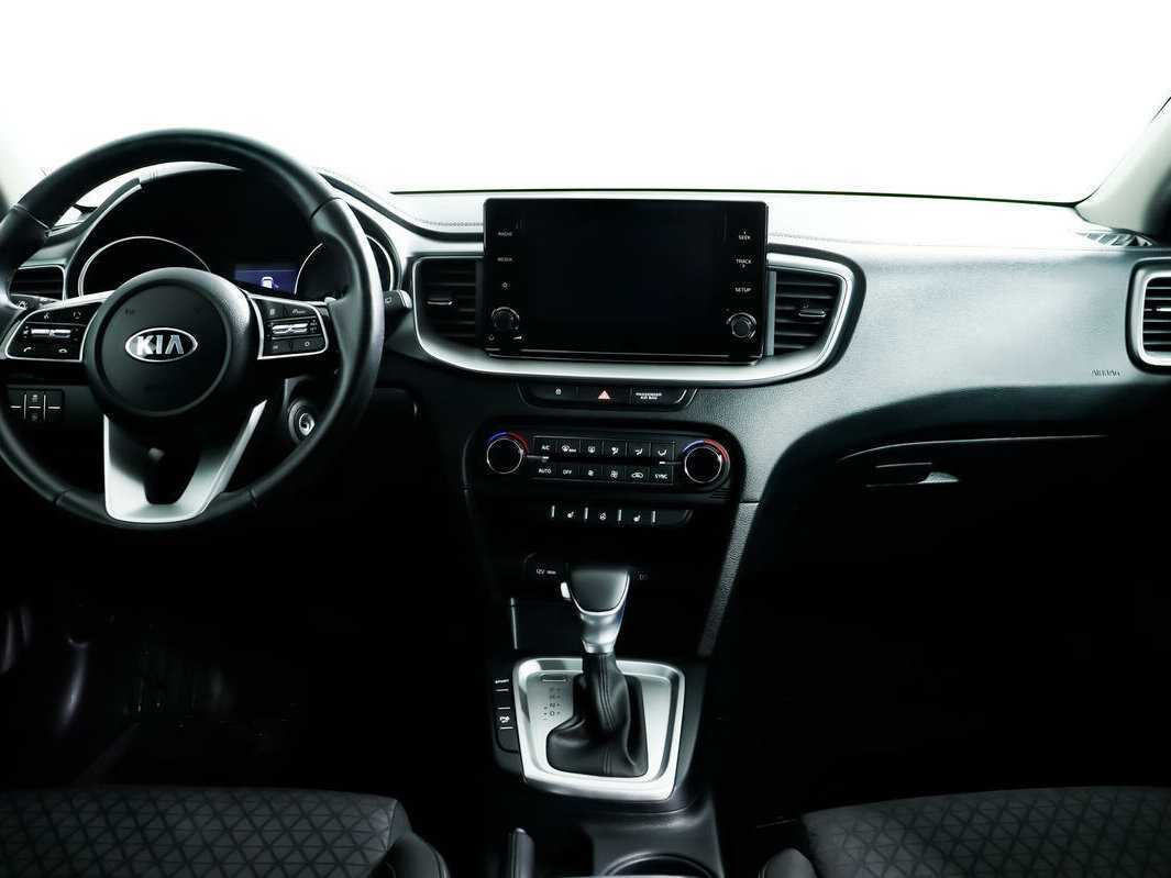 Kia XCeed, 2020 Фото №11