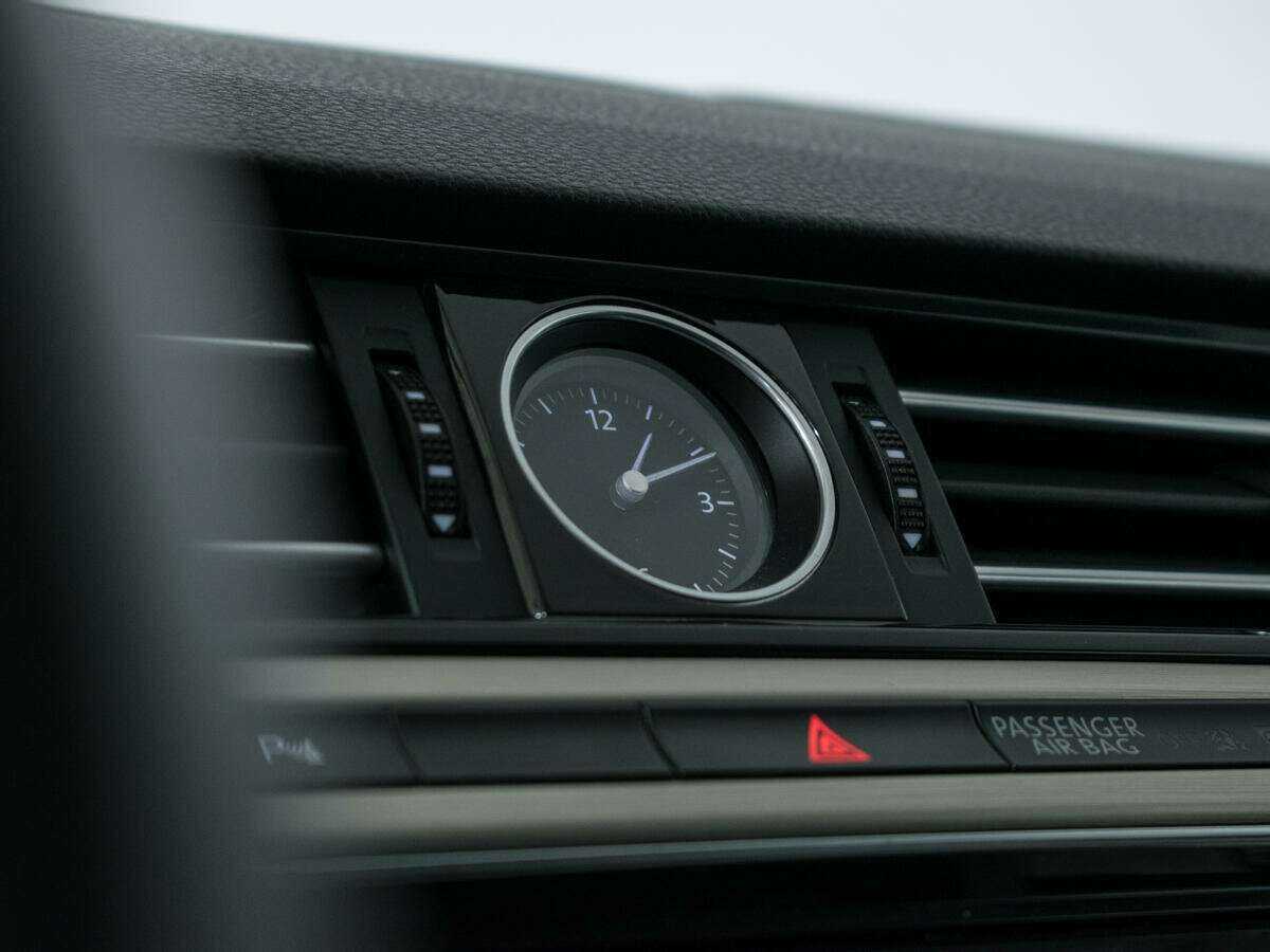 Volkswagen Passat, 2017 Фото №15