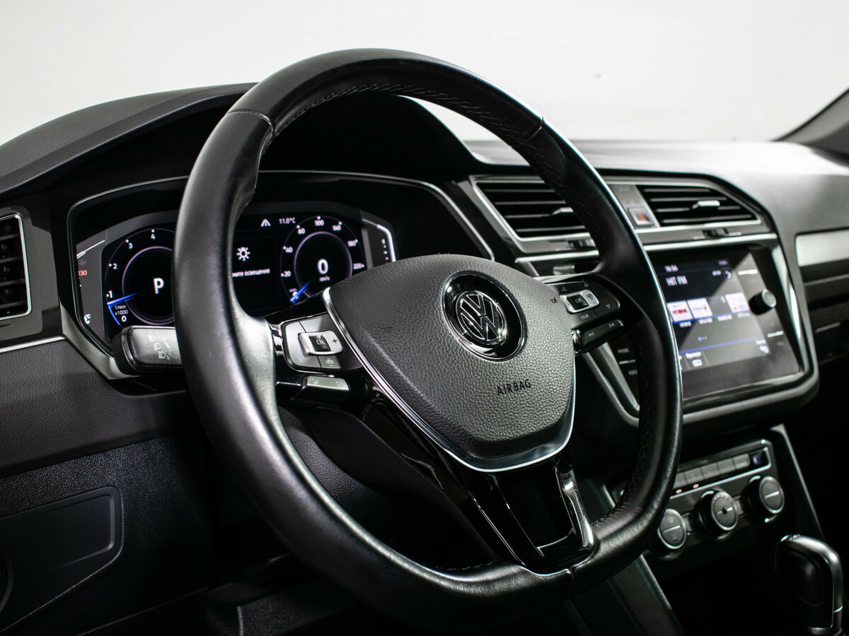 Volkswagen Tiguan II, 2019 Фото №12