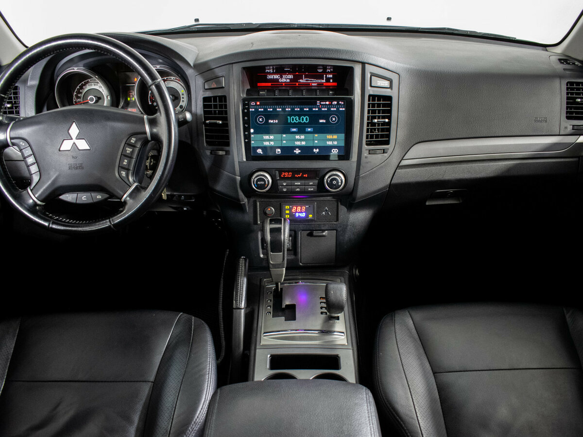 Mitsubishi Pajero IV Рестайлинг 1, 2012 Фото №12