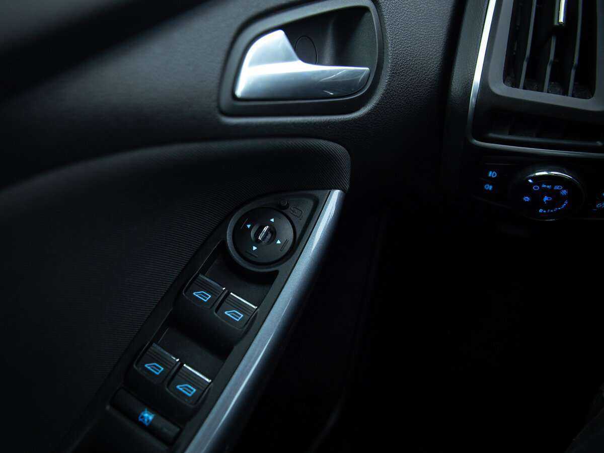 Ford Focus, 2012 Фото №14