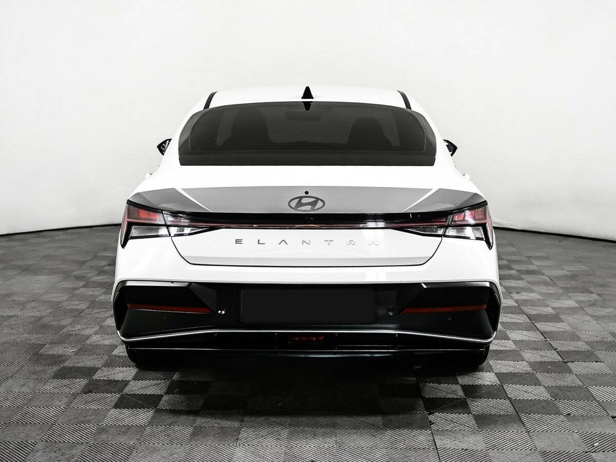 Hyundai Elantra, 2023 Фото №6