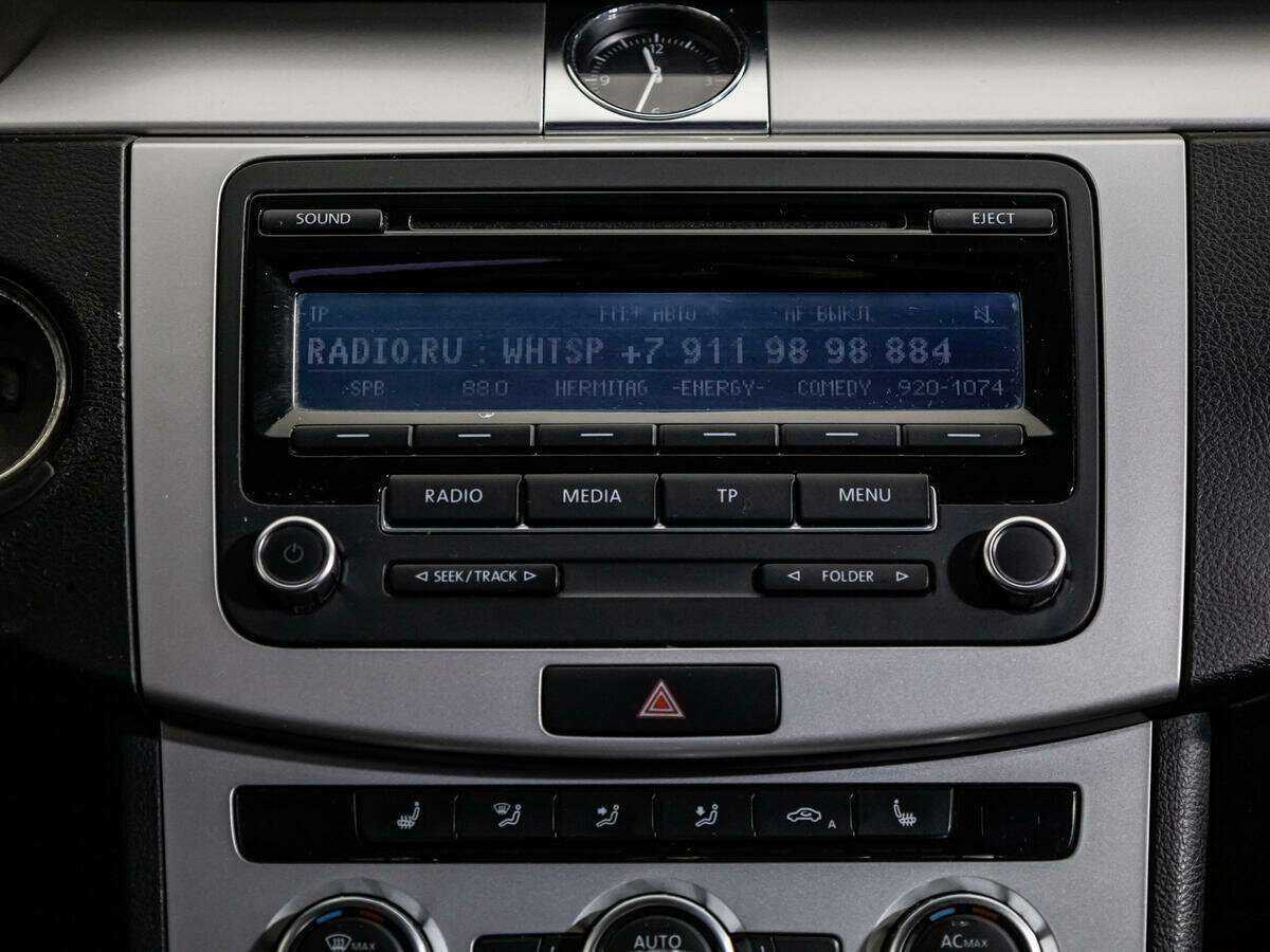 Volkswagen Passat, 2012 Фото №14