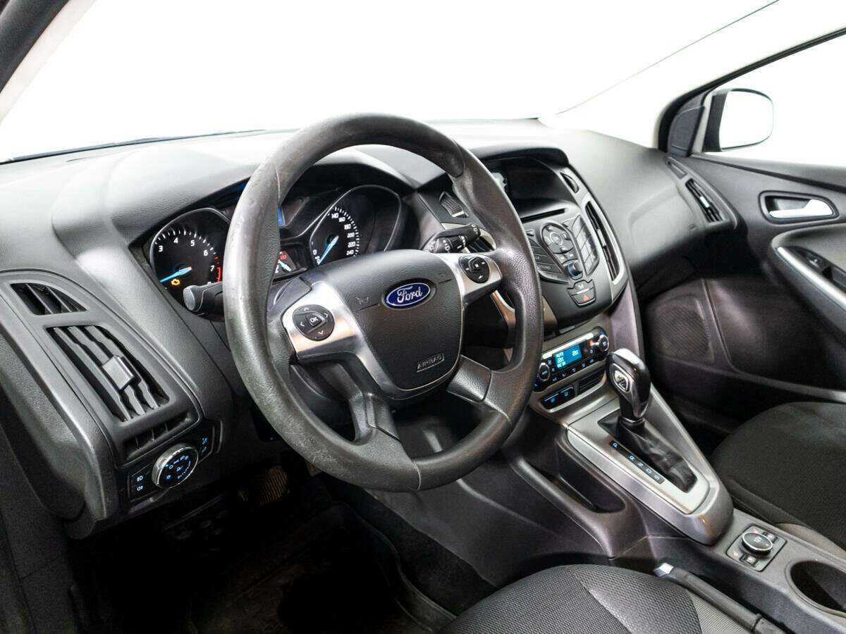 Ford Focus, 2013 Фото №11