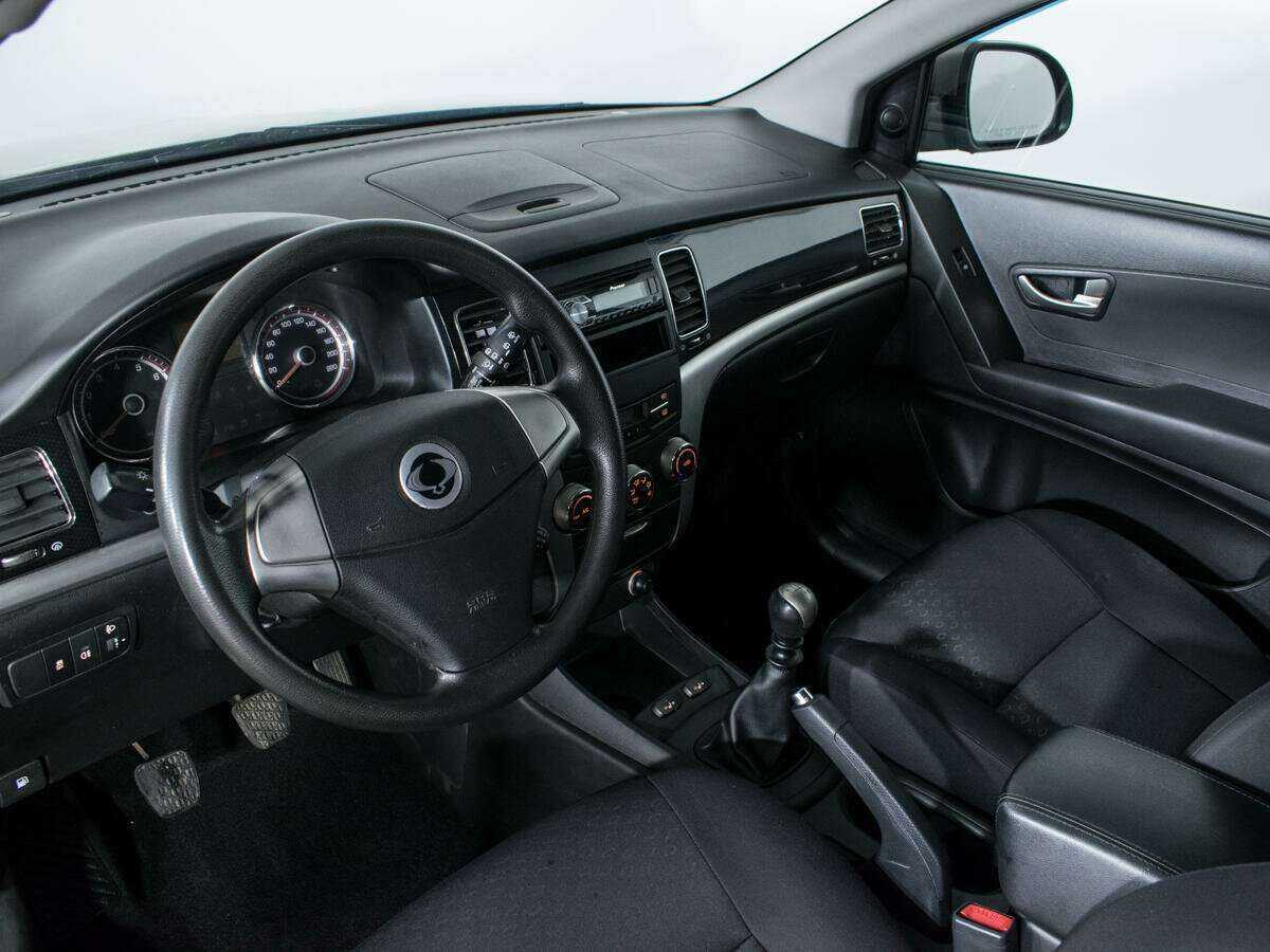 SsangYong Actyon, 2012 Фото №13