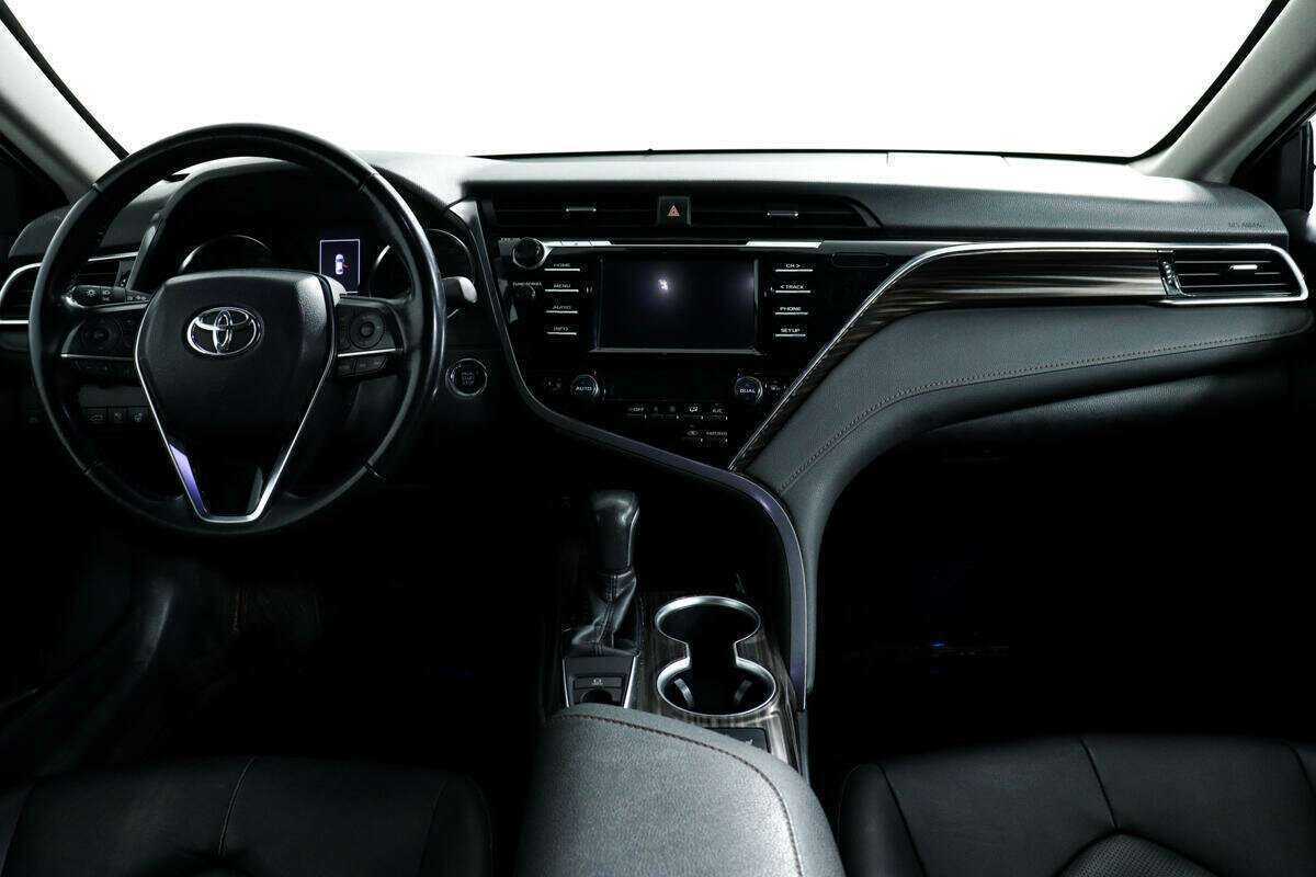 Toyota Camry, 2019 Фото №11
