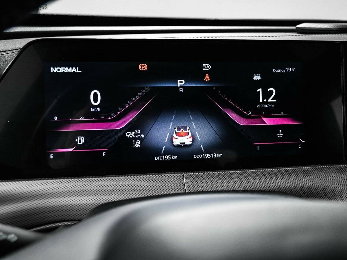 Changan UNI-T, 2023 Фото №10