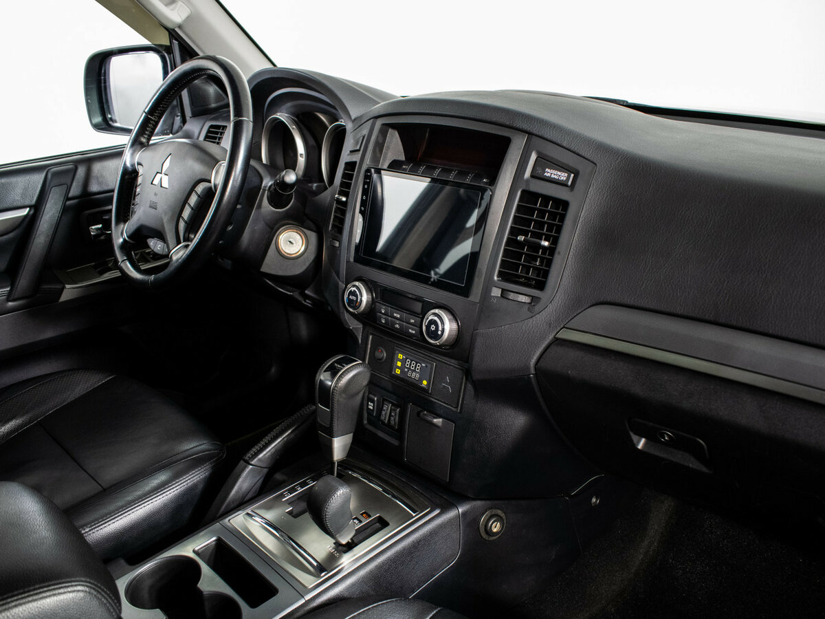 Mitsubishi Pajero IV Рестайлинг 1, 2012 Фото №11