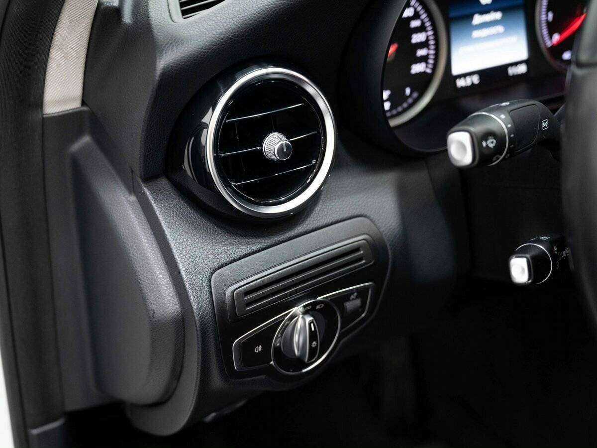 Mercedes-Benz C-Класс 180, 2014 Фото №20
