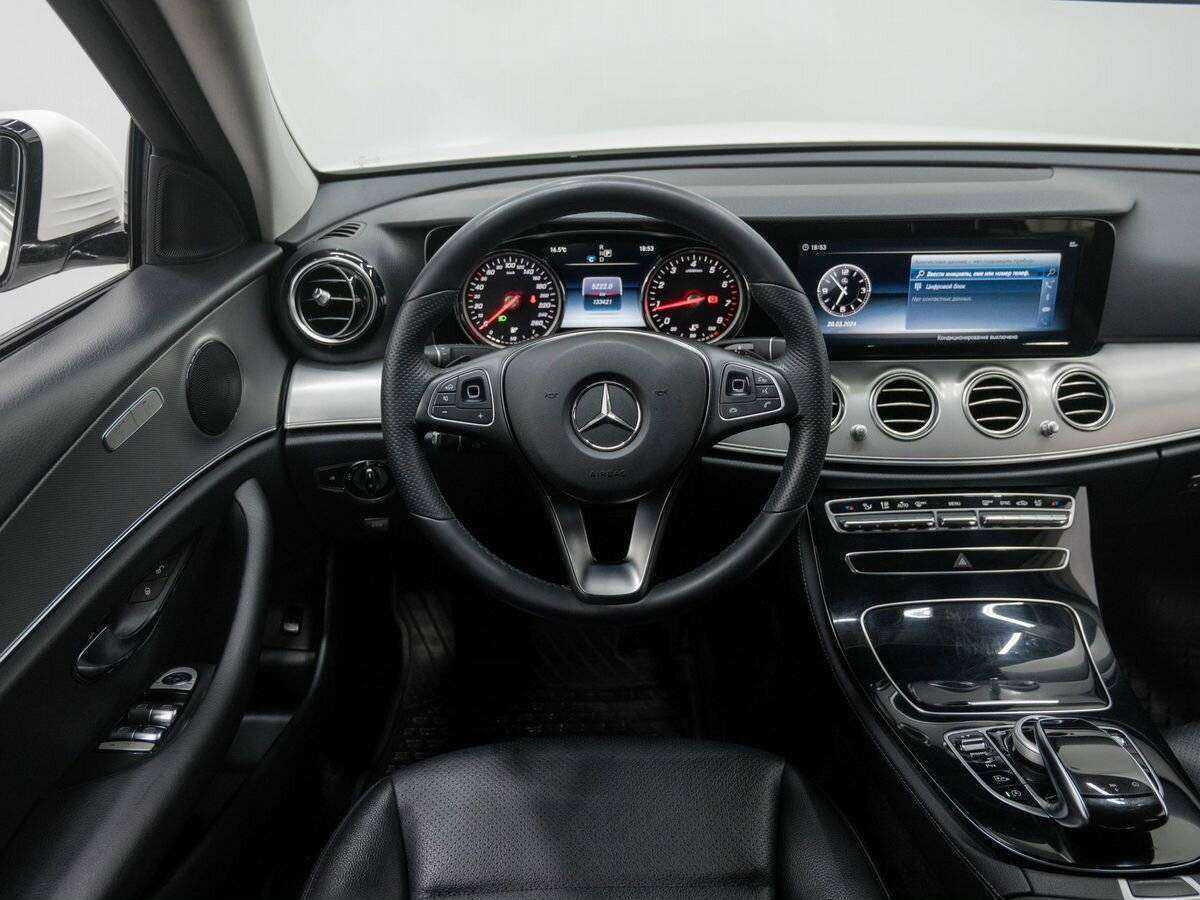 Mercedes-Benz E-Класс 200, 2017 Фото №13